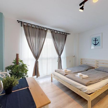 Studio Steps From Nivy & Main Bus Station Μπρατισλάβα Εξωτερικό φωτογραφία